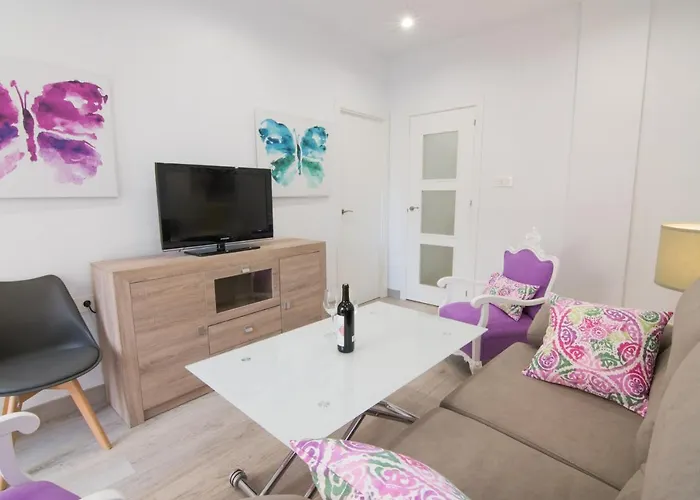 Tuguest Station 2 Apartment